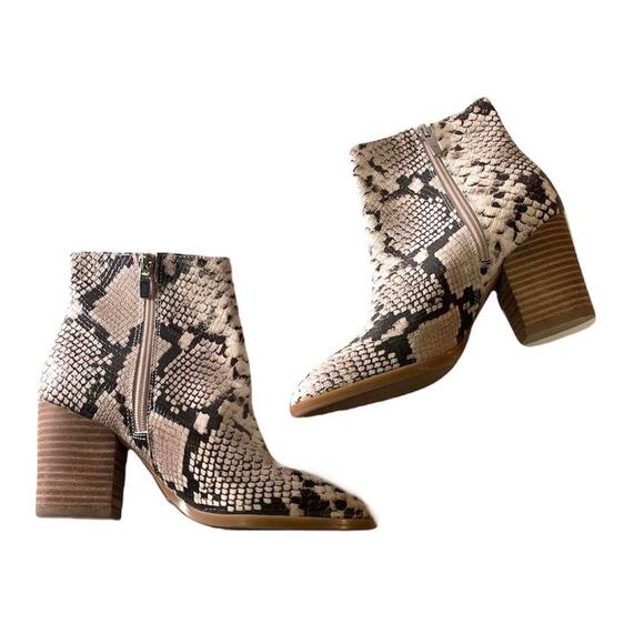 Nine West 6 Snakeskin Print Ankle Boots Booties Gray Black Leather Block Heel - Picture 1 of 12